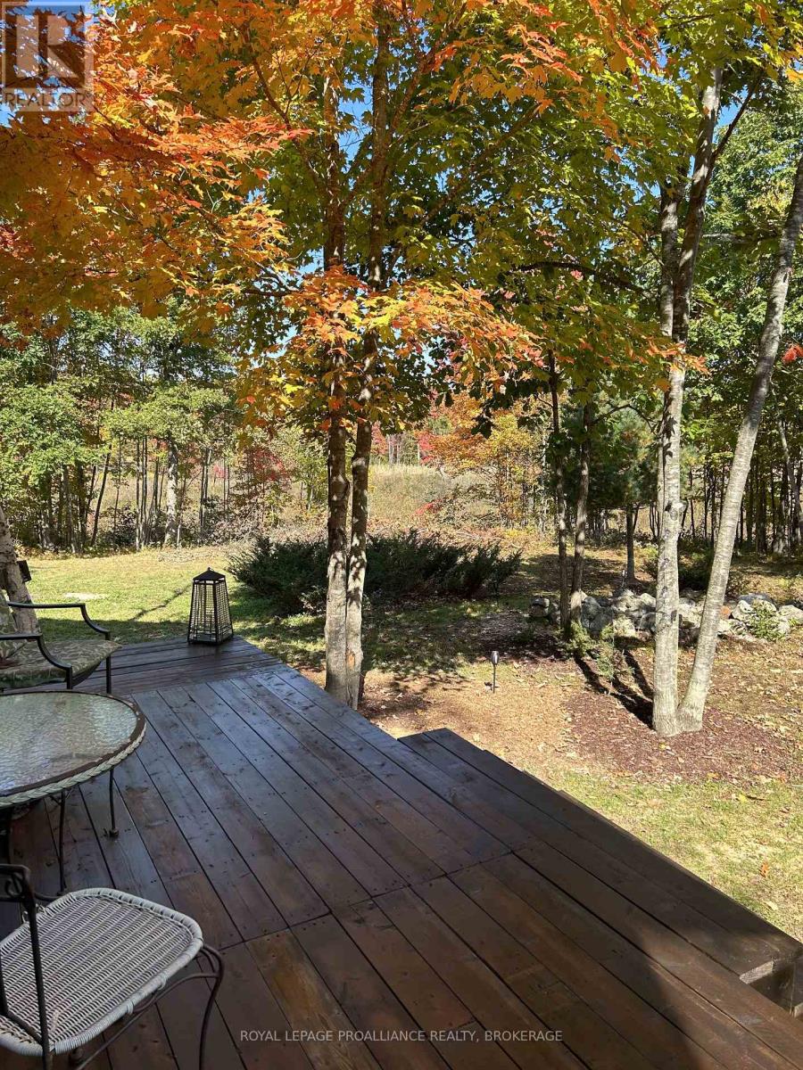 384 Big Crosby Lake Road, Rideau Lakes, Ontario  K0G 1X0 - Photo 13 - X12703324