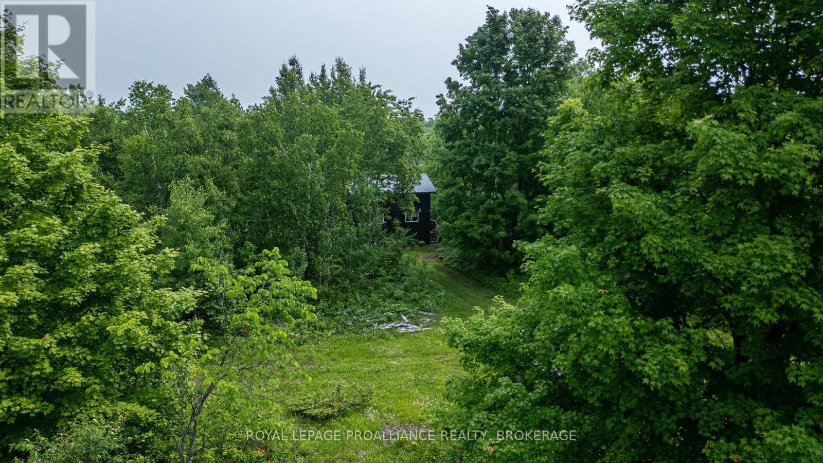 384 Big Crosby Lake Road, Rideau Lakes, Ontario  K0G 1X0 - Photo 5 - X12703324