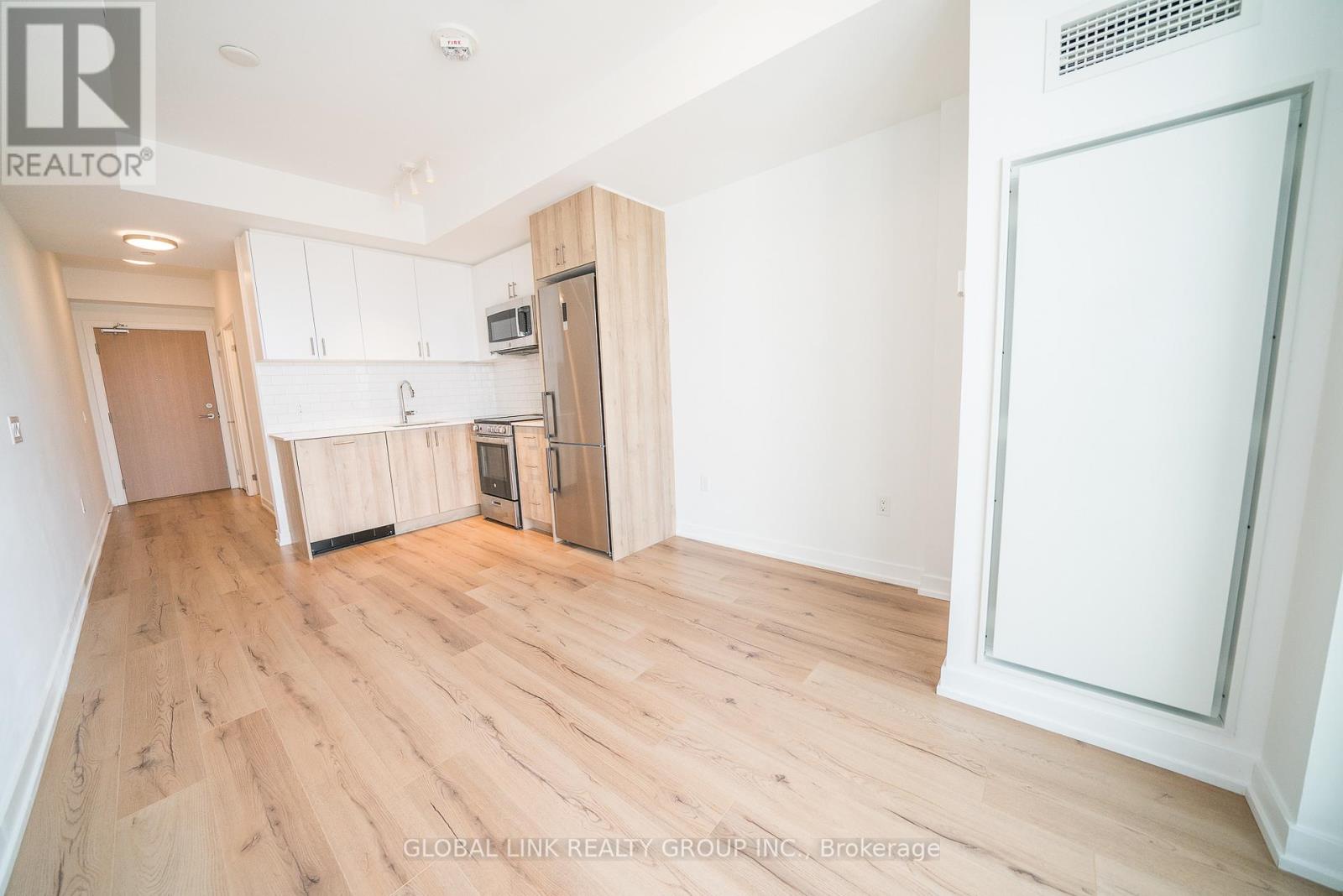 501 - 1195 THE QUEENSWAY WAY, Toronto, Ontario