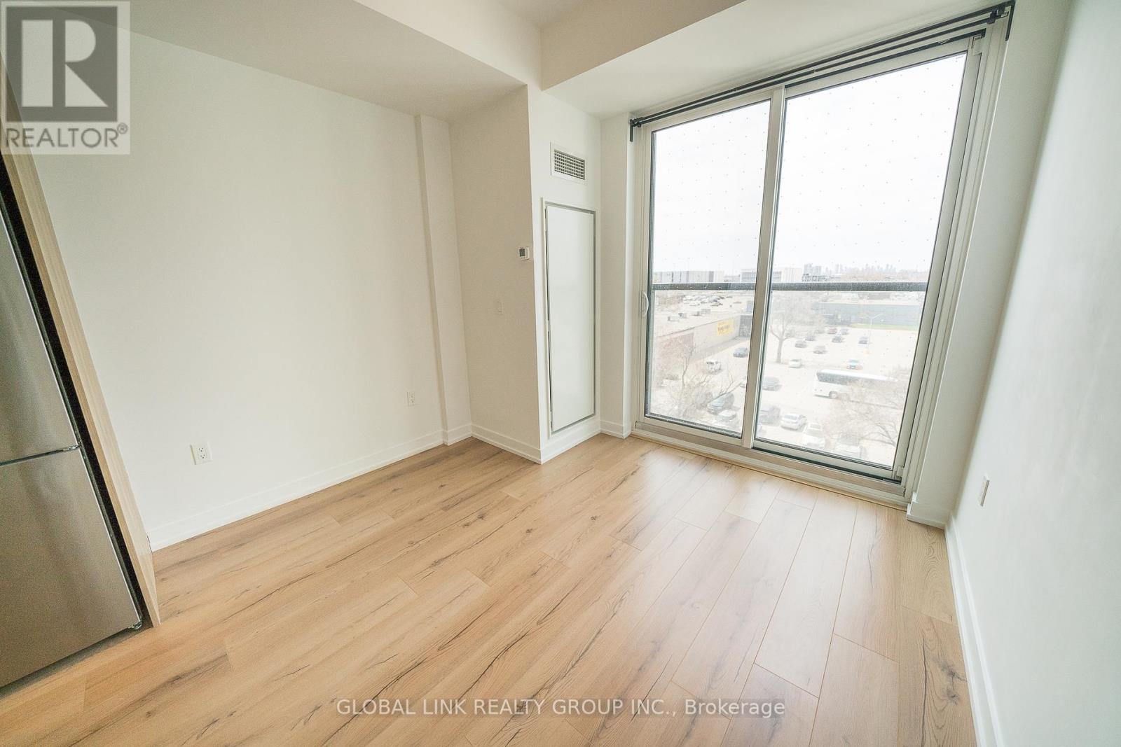 501 - 1195 The Queensway Way, Toronto, Ontario  M8Z 0H1 - Photo 8 - W12704006