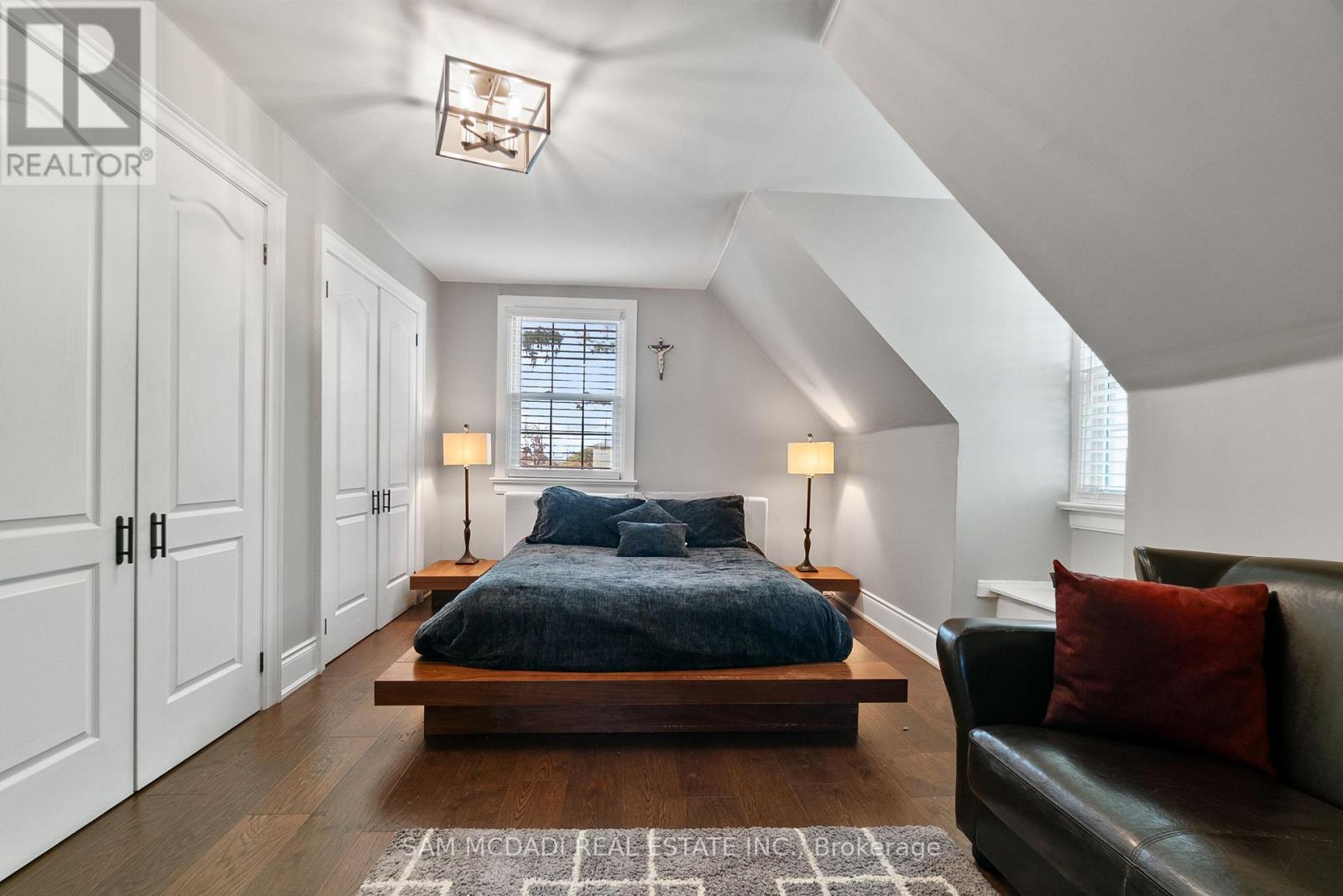 2552 Jarvis Street, Mississauga, Ontario  L5C 2P6 - Photo 33 - W12704008