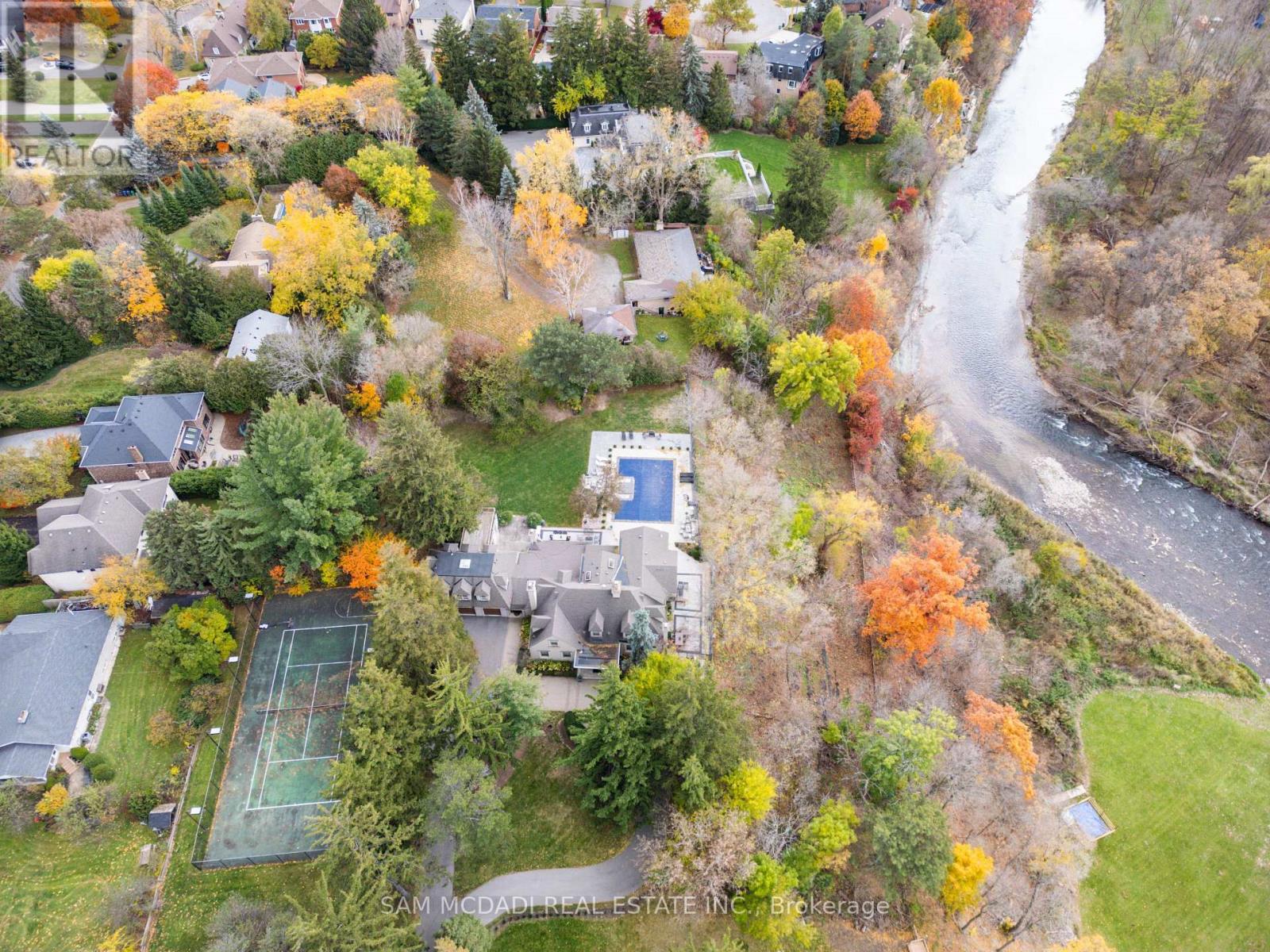 2552 Jarvis Street, Mississauga, Ontario  L5C 2P6 - Photo 50 - W12704008