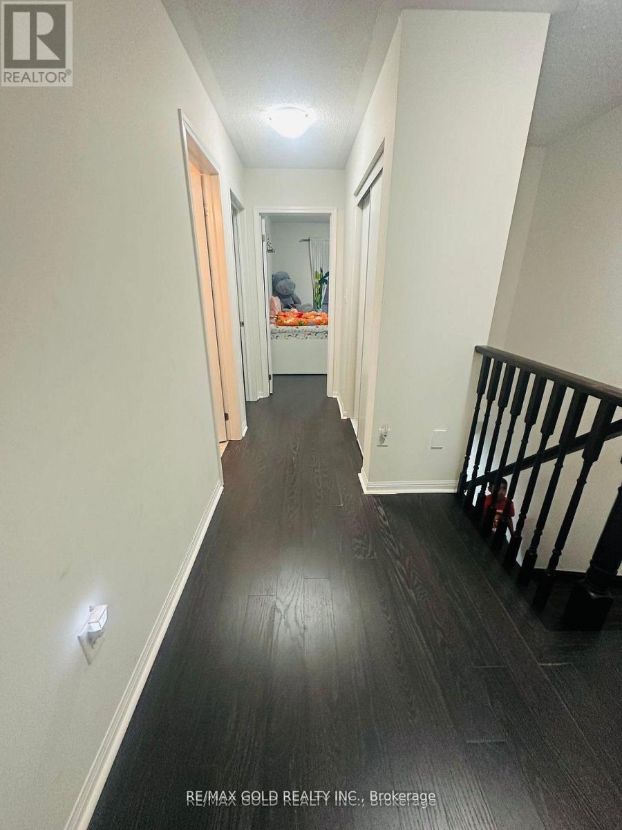 6 Stemford Road, Brampton, Ontario  L7A 0S5 - Photo 11 - W12704040