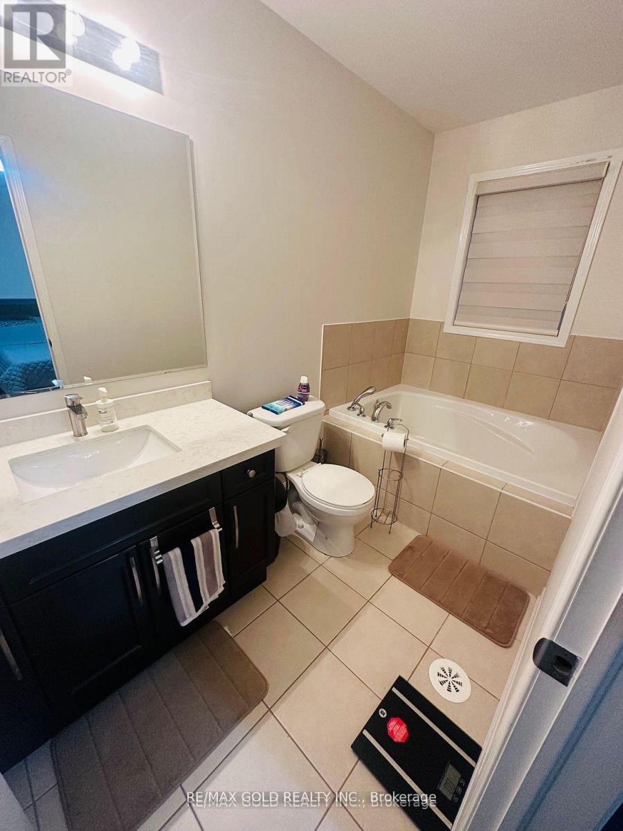 6 Stemford Road, Brampton, Ontario  L7A 0S5 - Photo 13 - W12704040