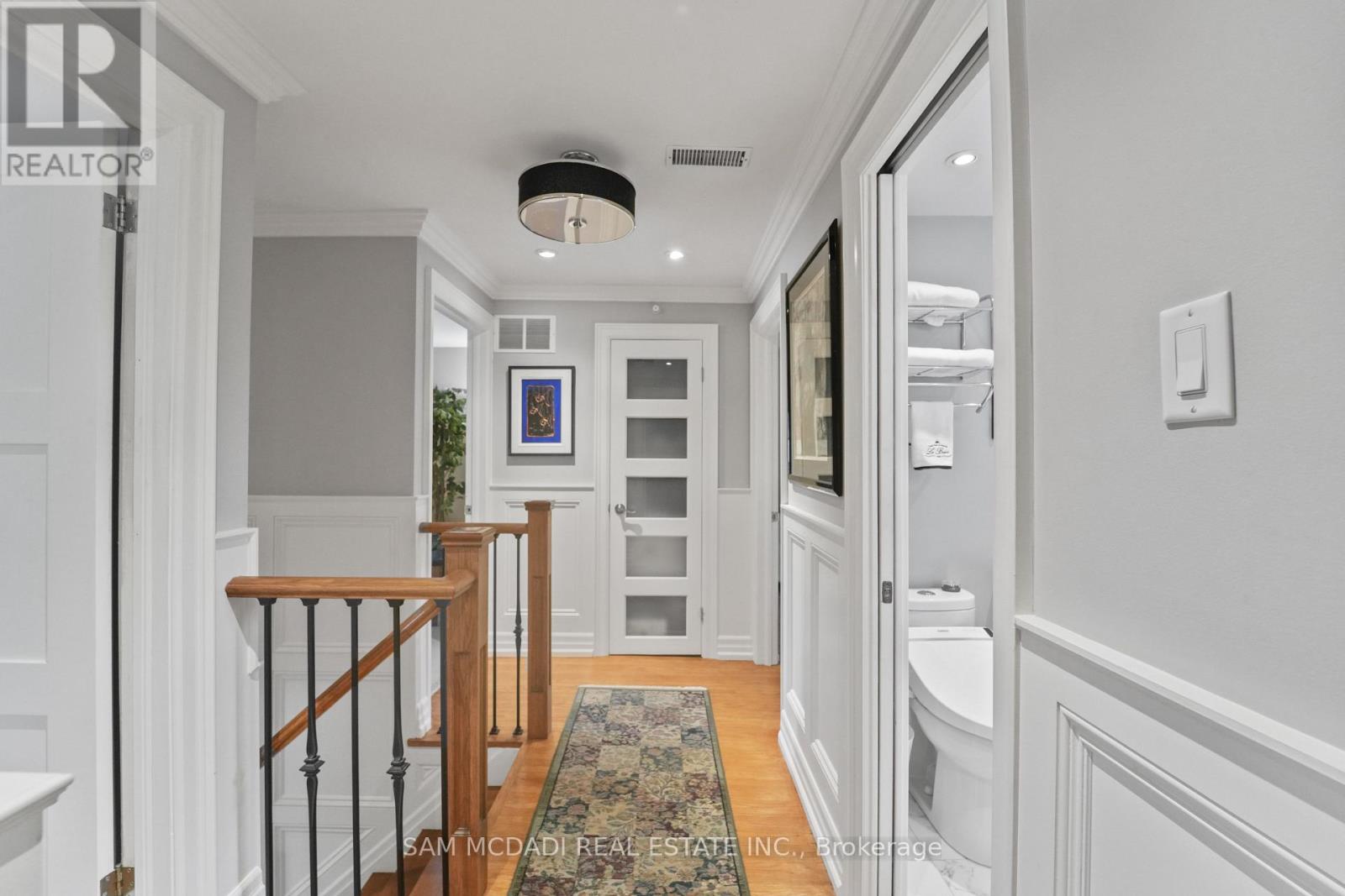 3620 Ponytrail Drive, Mississauga (Applewood), Ontario  L4X 1W4 - Photo 19 - W12704068