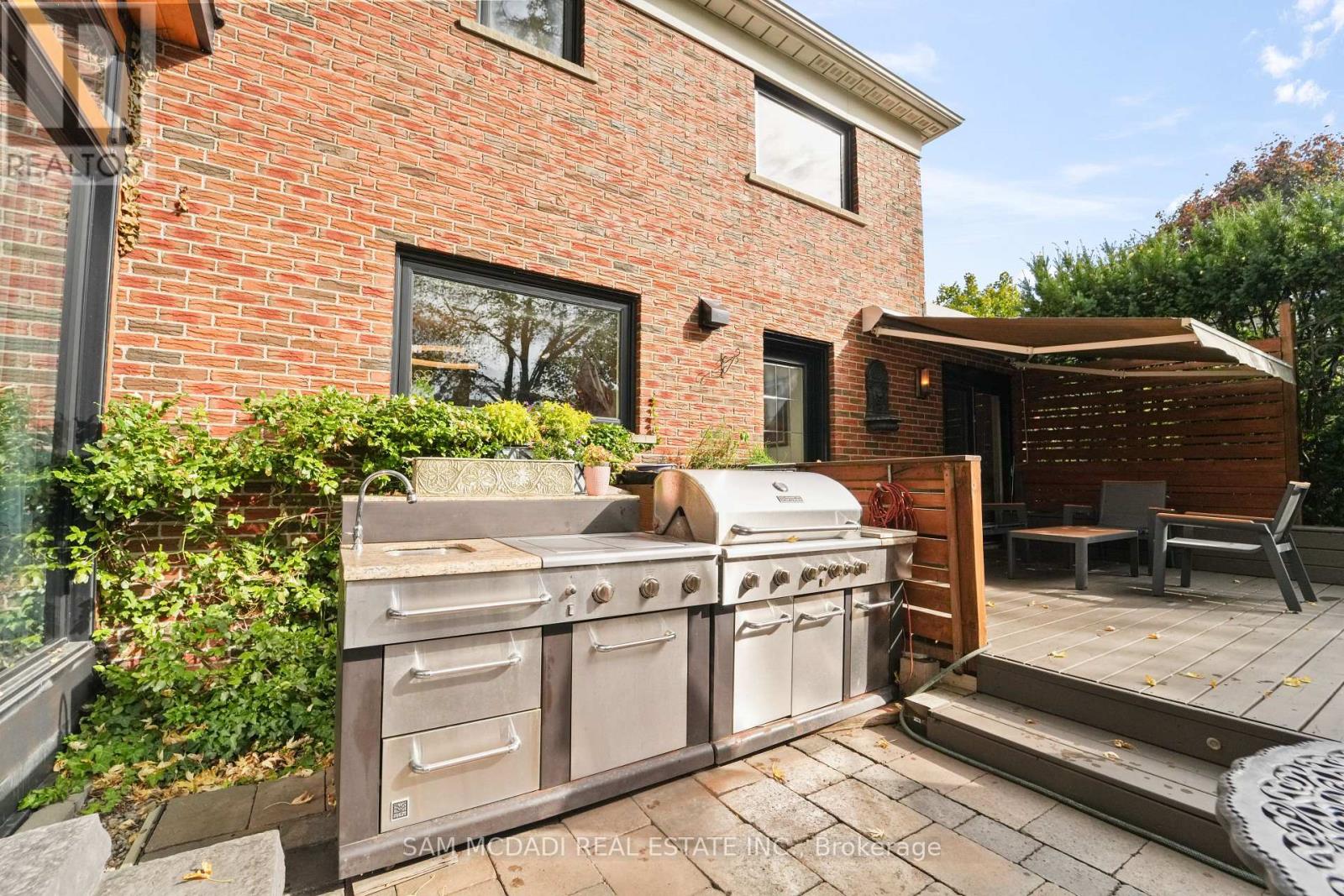 3620 Ponytrail Drive, Mississauga (Applewood), Ontario  L4X 1W4 - Photo 42 - W12704068