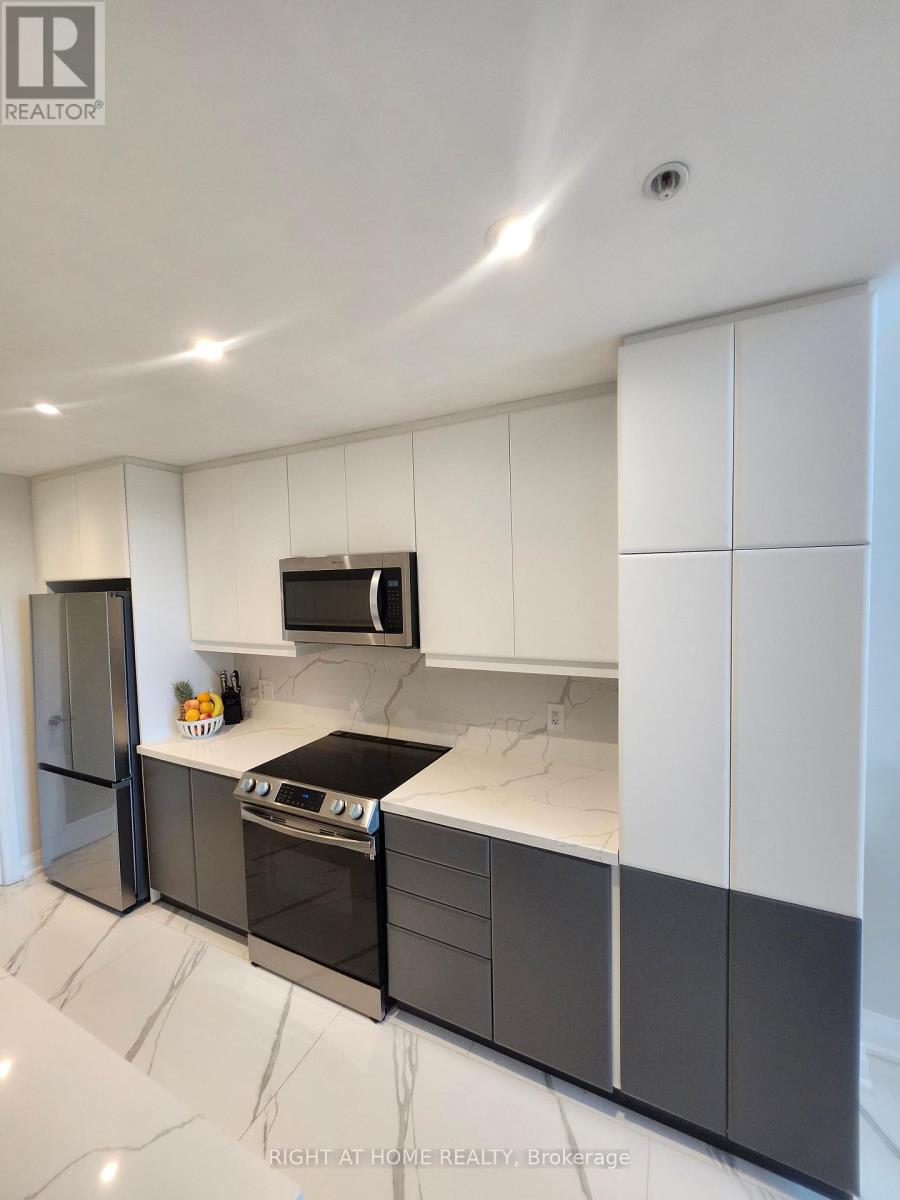 109 - 65 Yorkland Boulevard, Brampton, Ontario  L6P 4M5 - Photo 32 - W12704088