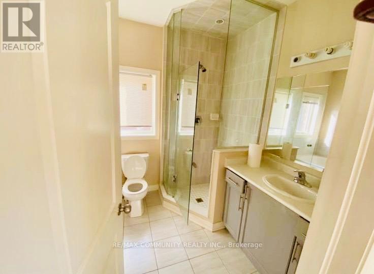 4 Zenida Road, Brampton, Ontario  L7A 0C4 - Photo 10 - W12704098