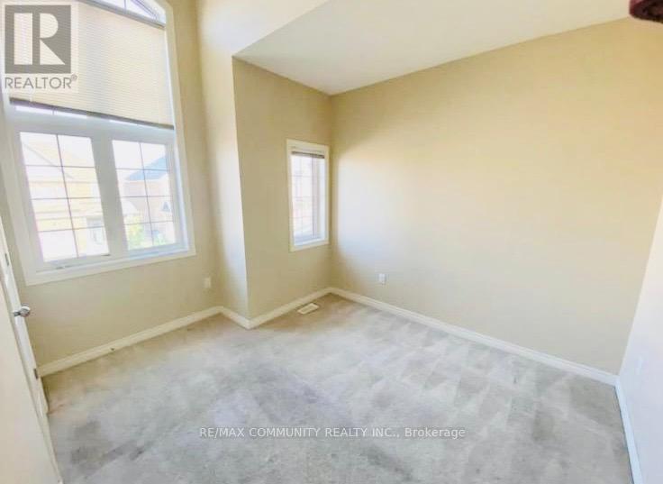 4 Zenida Road, Brampton, Ontario  L7A 0C4 - Photo 11 - W12704098