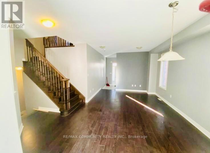 4 Zenida Road, Brampton, Ontario  L7A 0C4 - Photo 4 - W12704098