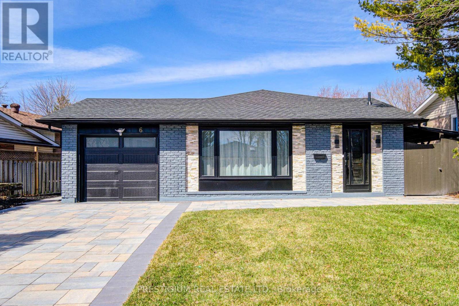 6 Willis Drive, Brampton, Ontario  L6W 1A9 - Photo 4 - W12704120