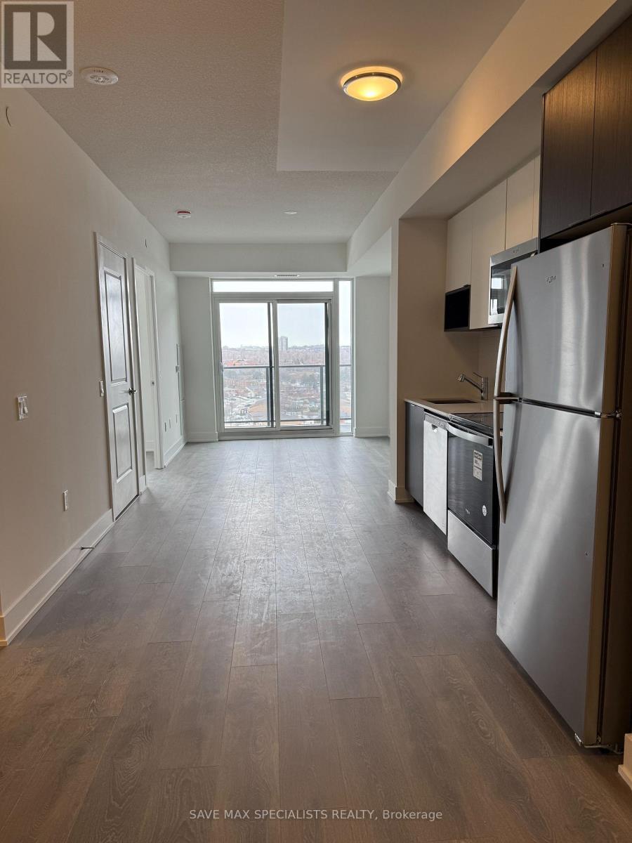 1405 - 204 Burnhamthorpe Road E, Mississauga, Ontario  L5A 0B3 - Photo 4 - W12704126