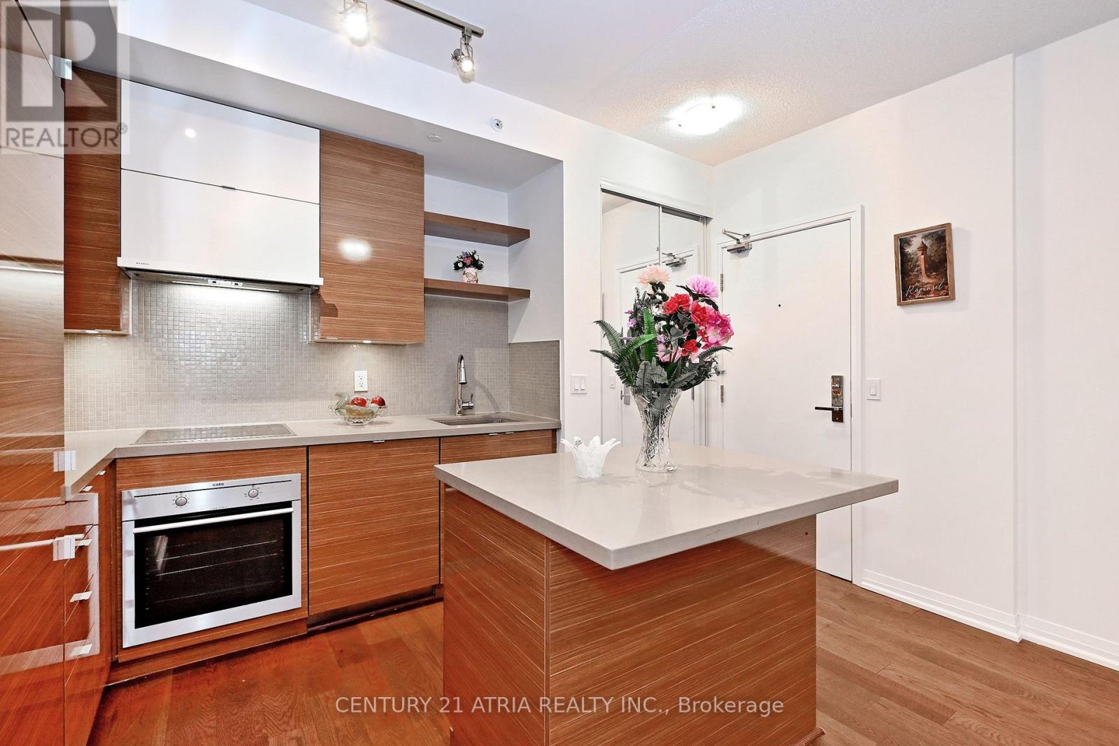 B416 - 60 Annie Craig Drive S, Toronto (Mimico), Ontario  M8V 0C8 - Photo 9 - W12704130