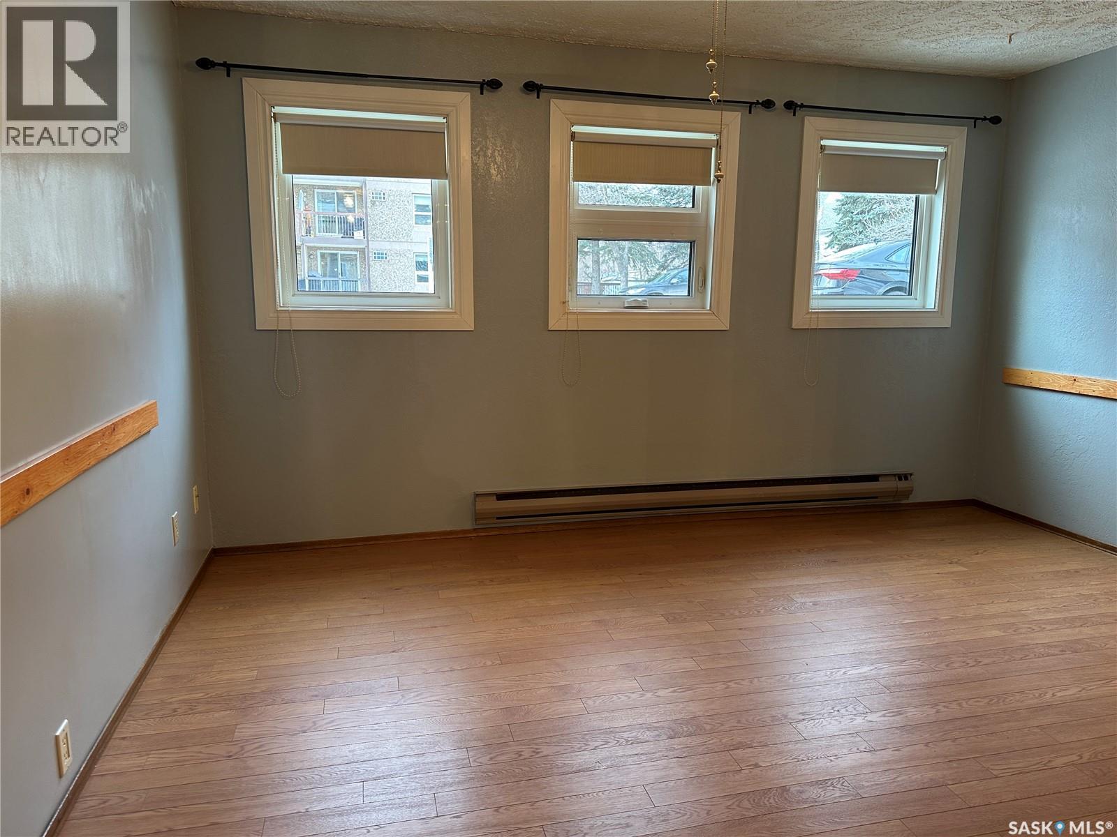 11 228 3rd Street, Weyburn, Saskatchewan  S4H 0W6 - Photo 8 - SK026918