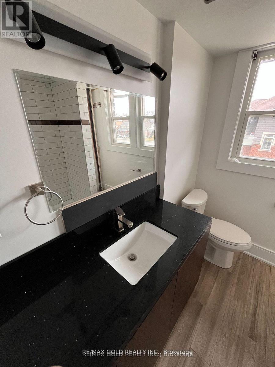 1575 Ouellette Avenue N, Windsor, Ontario  N8X 1K5 - Photo 18 - X12704080