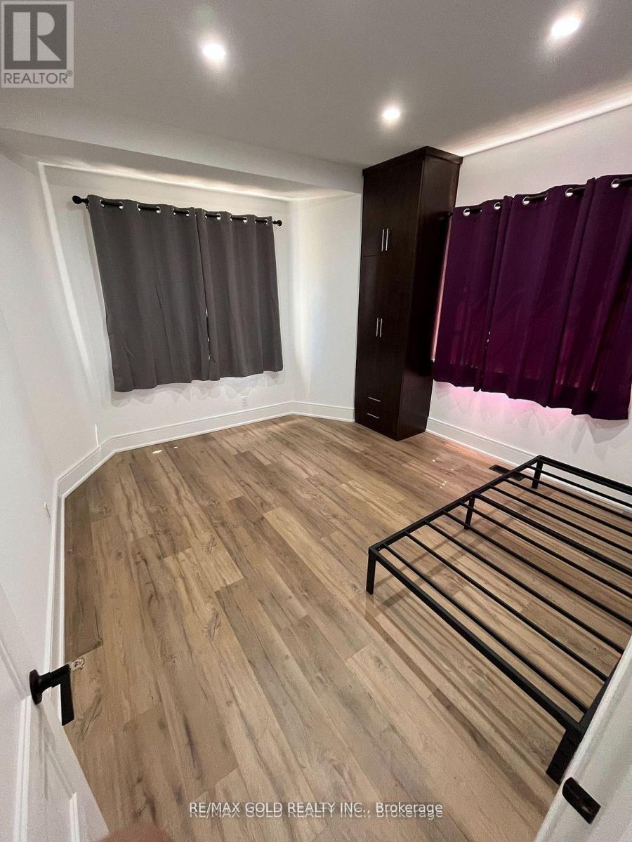 1575 Ouellette Avenue N, Windsor, Ontario  N8X 1K5 - Photo 24 - X12704080