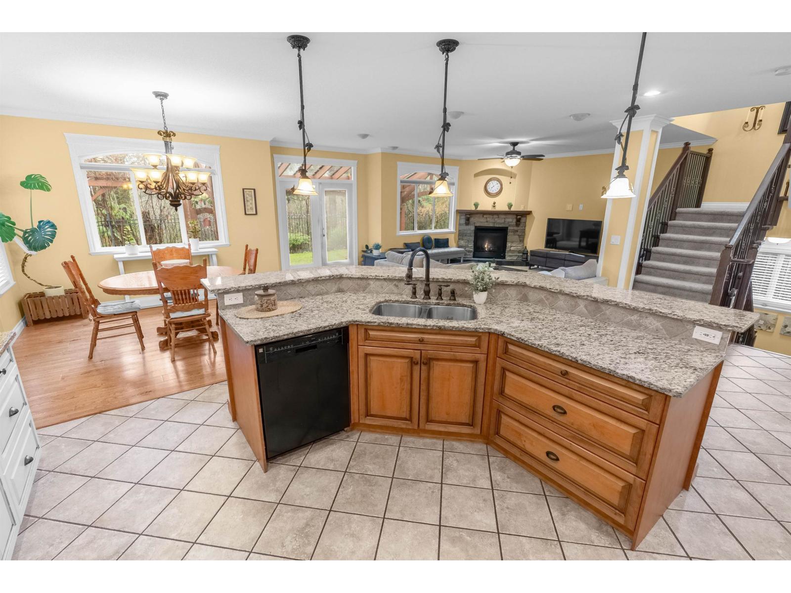 20 33925 Araki Court, Mission, British Columbia  V3V 7R4 - Photo 8 - R3079805