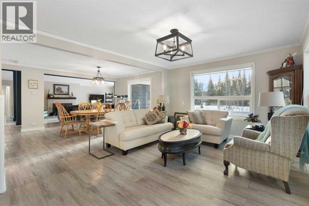 74 Hawk Eye Road, Rural Rocky View County, Alberta  T0L 0K0 - Photo 12 - A2276487