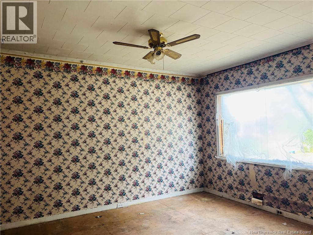 22 Beech Street, Mcadam, New Brunswick  E6J 1V8 - Photo 4 - NB131783