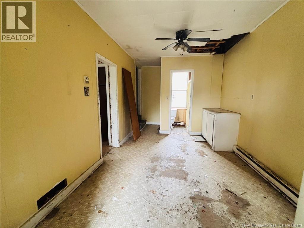 22 Beech Street, Mcadam, New Brunswick  E6J 1V8 - Photo 6 - NB131783