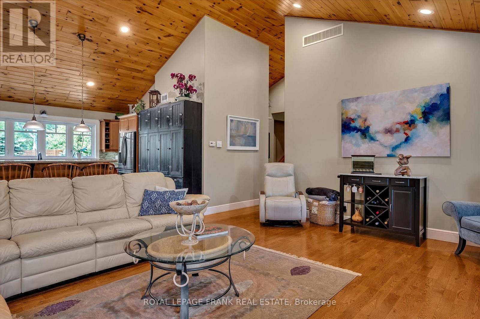 1898 Lakehurst Road, Trent Lakes, Ontario  K0L 1J0 - Photo 19 - X12615330