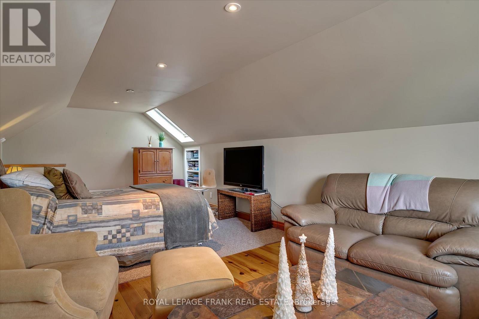 1898 Lakehurst Road, Trent Lakes, Ontario  K0L 1J0 - Photo 36 - X12615330