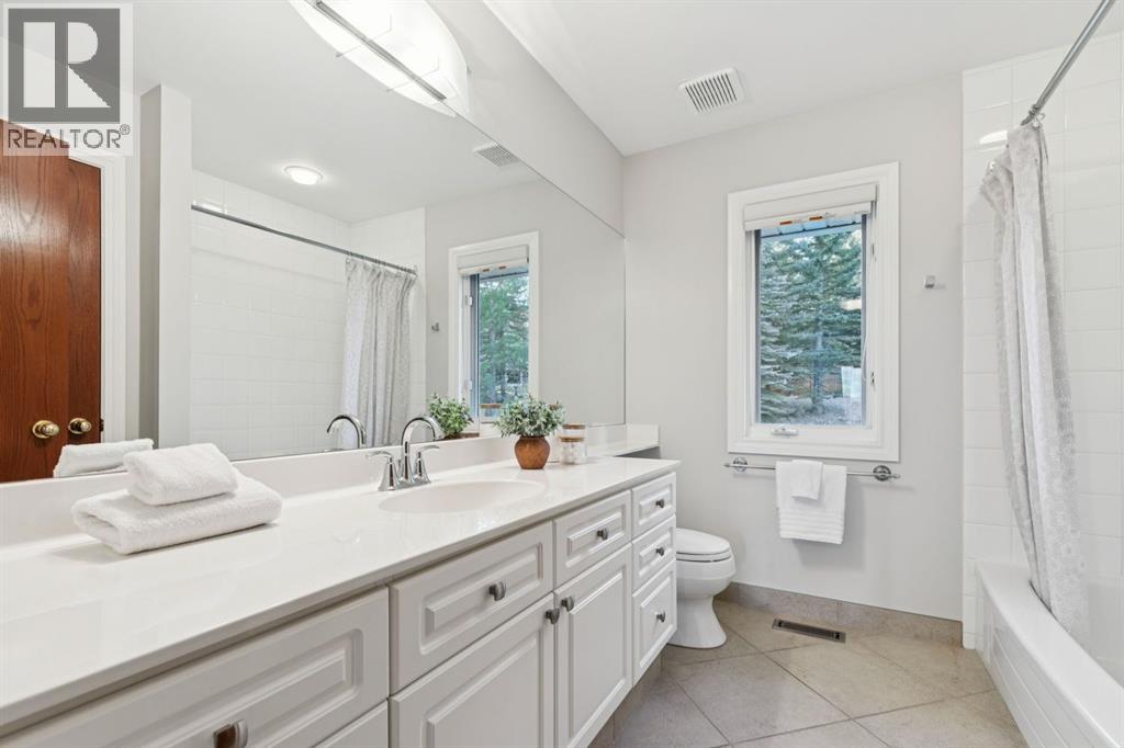 19 Signal Hill Terrace Sw, Calgary, Alberta  T3H 3K9 - Photo 33 - A2278238