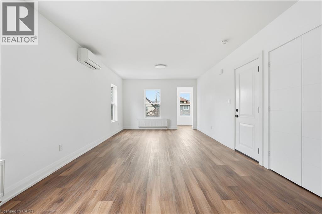 4876 Simcoe Street Unit# 4, Niagara Falls, Ontario  L2E 1V9 - Photo 5 - 40799029