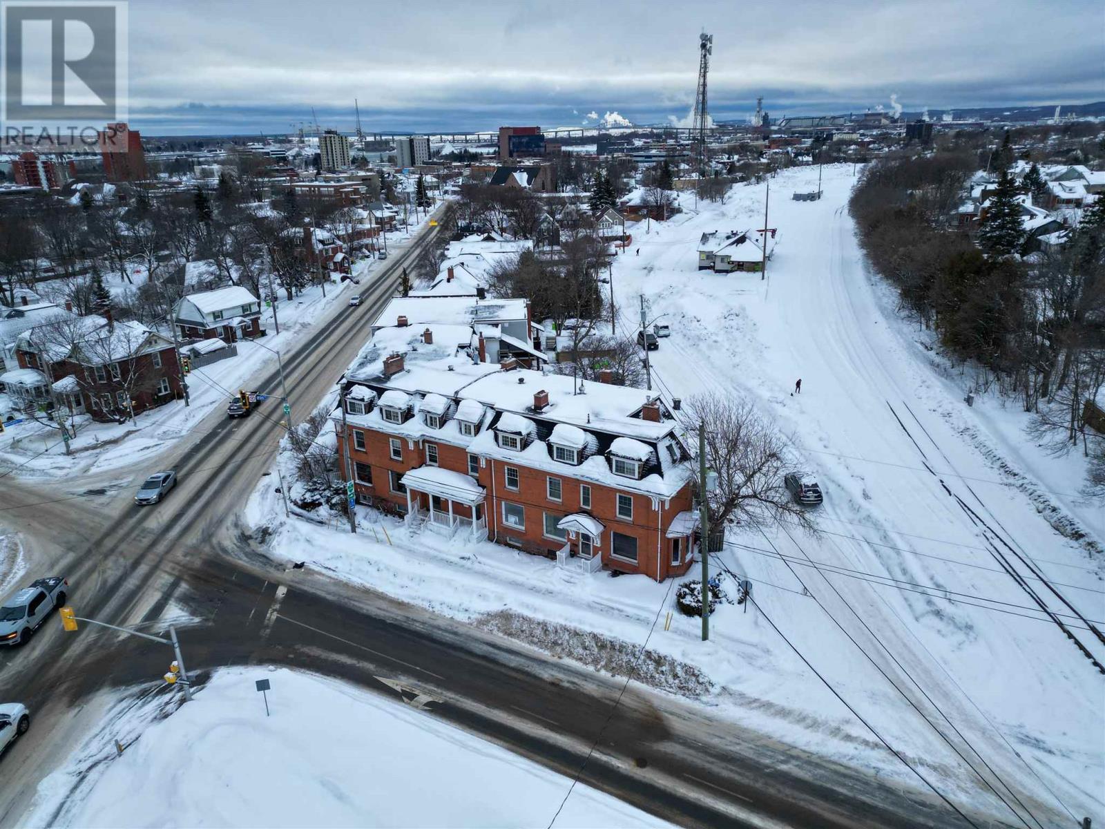 191 Pim St, Sault Ste. Marie, Ontario  P6A 3H1 - Photo 2 - SM260116
