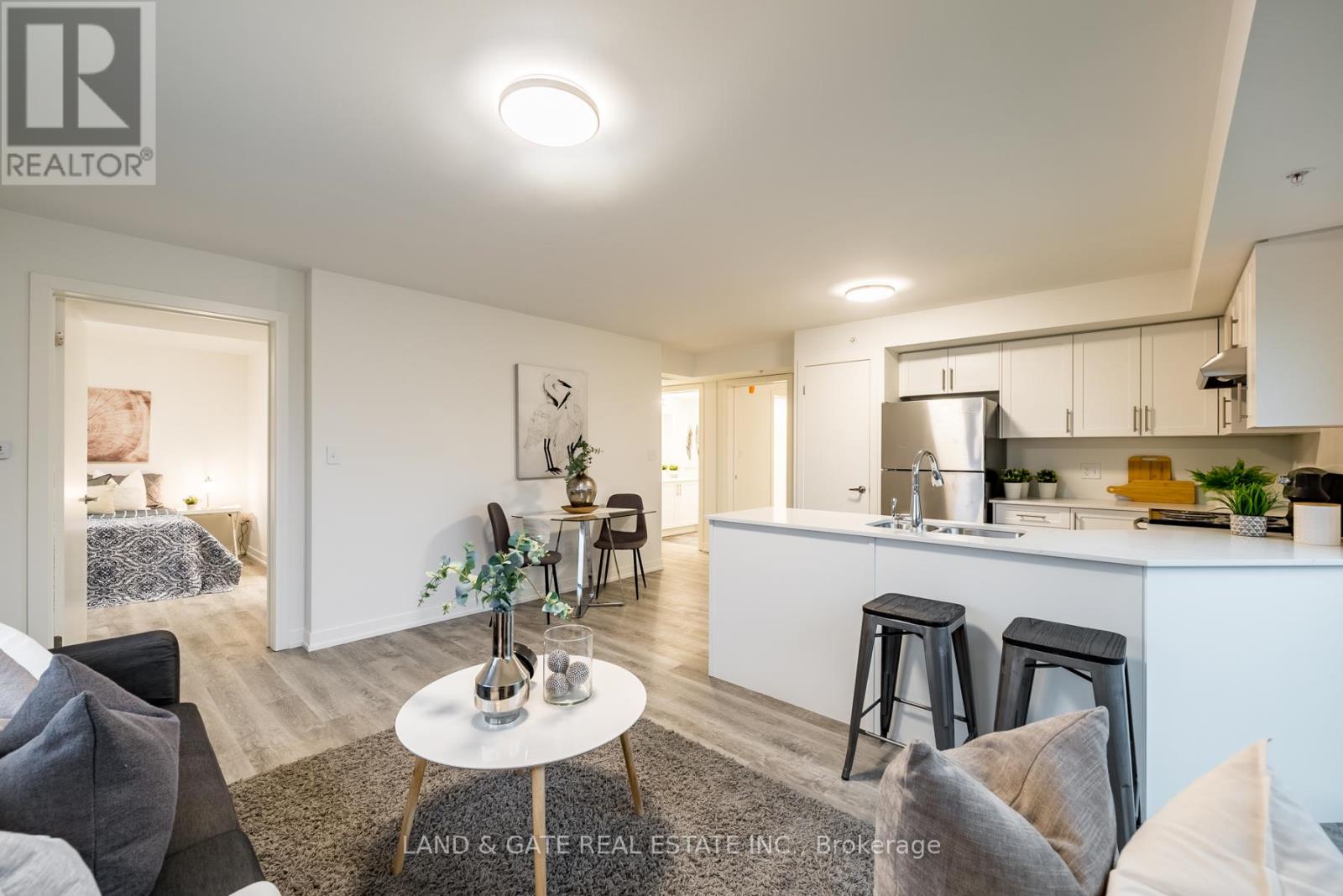 612 - 976 Simcoe Street N, Oshawa, Ontario  L1G 4W4 - Photo 4 - E12704190