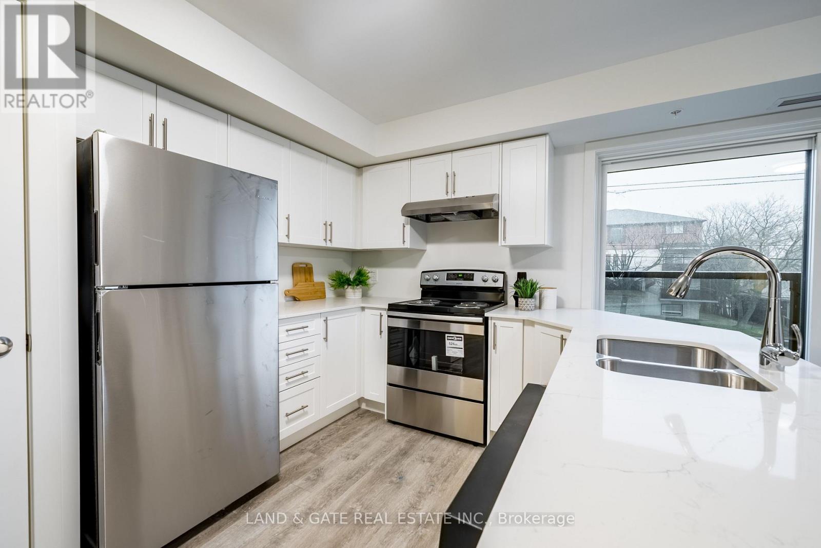 612 - 976 Simcoe Street N, Oshawa, Ontario  L1G 4W4 - Photo 6 - E12704190