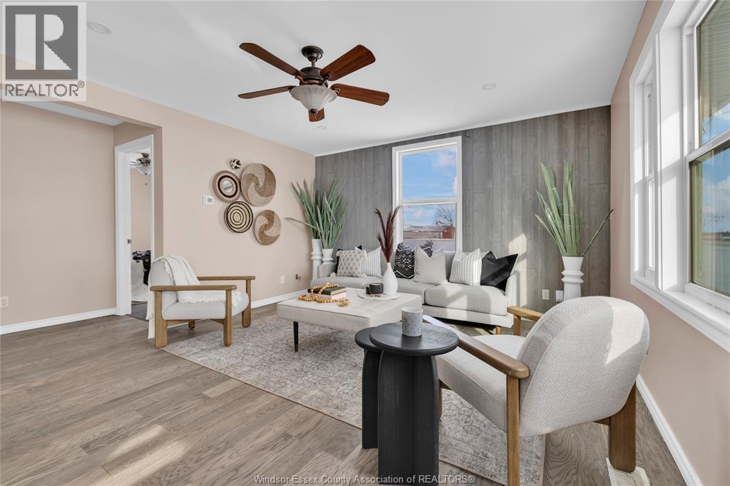 9688 Walker Road, Mcgregor, Ontario  N0R 1J0 - Photo 5 - 26001289