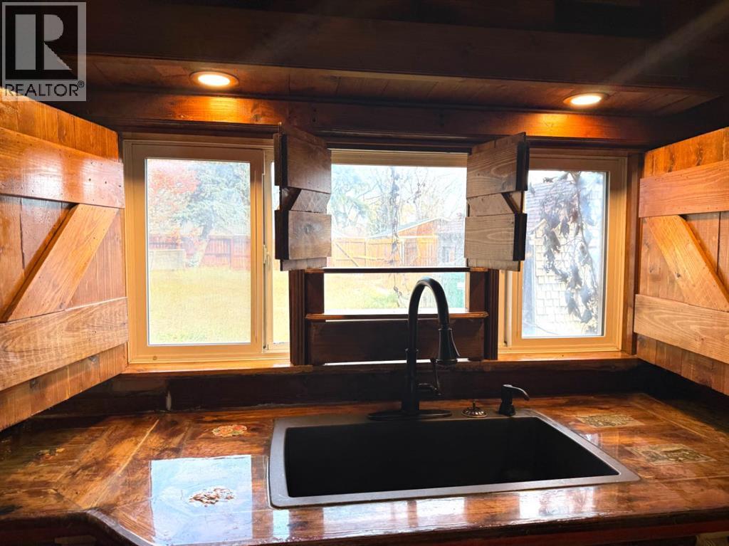 513 19 Street N, Lethbridge, Alberta  T1H 3K6 - Photo 8 - A2275603