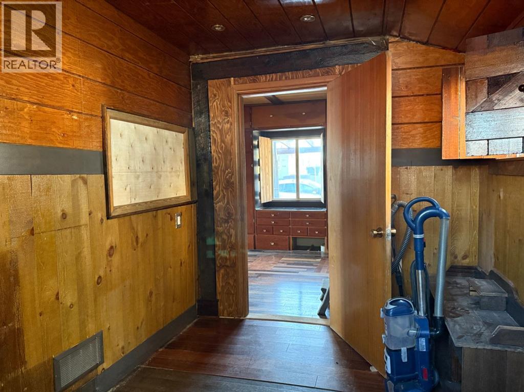 513 19 Street N, Lethbridge, Alberta  T1H 3K6 - Photo 6 - A2275603