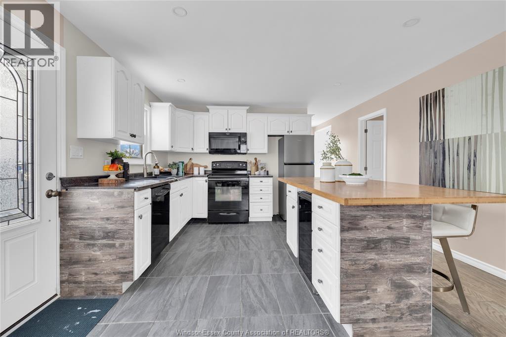 9688 Walker Road, Mcgregor, Ontario  N0R 1J0 - Photo 9 - 26001289