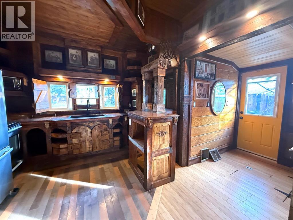 513 19 Street N, Lethbridge, Alberta  T1H 3K6 - Photo 11 - A2275603