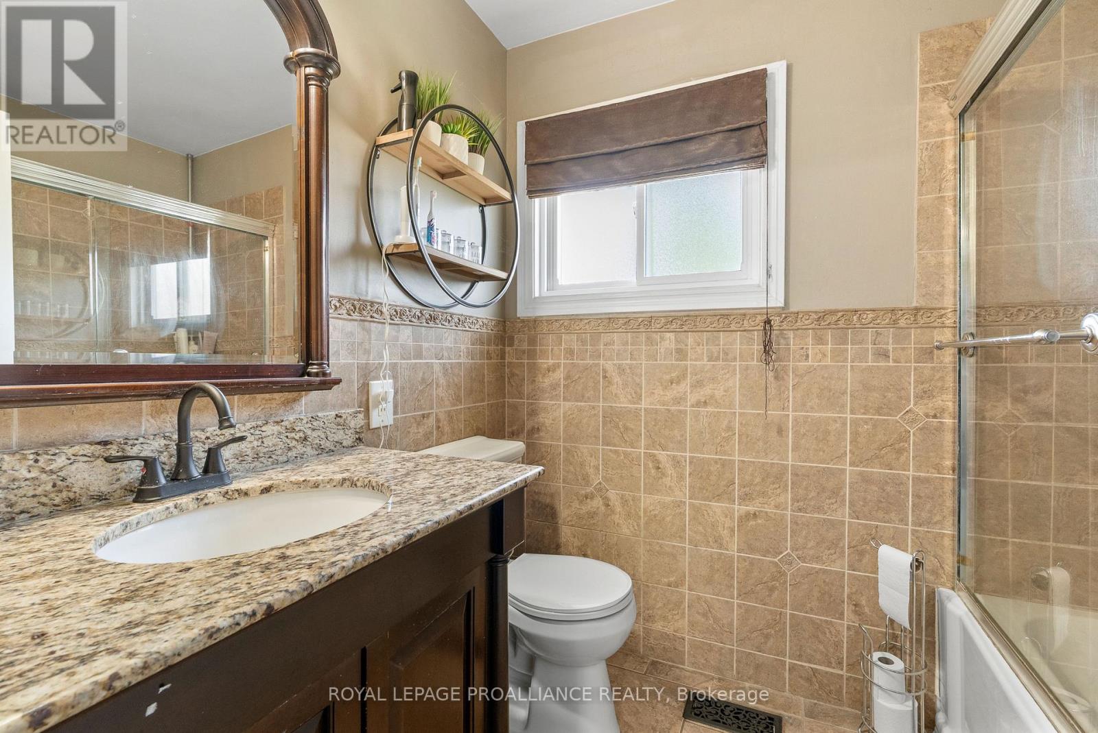 16395 Highway 2 Highway, Quinte West, Ontario  K8V 5P7 - Photo 18 - X12704248