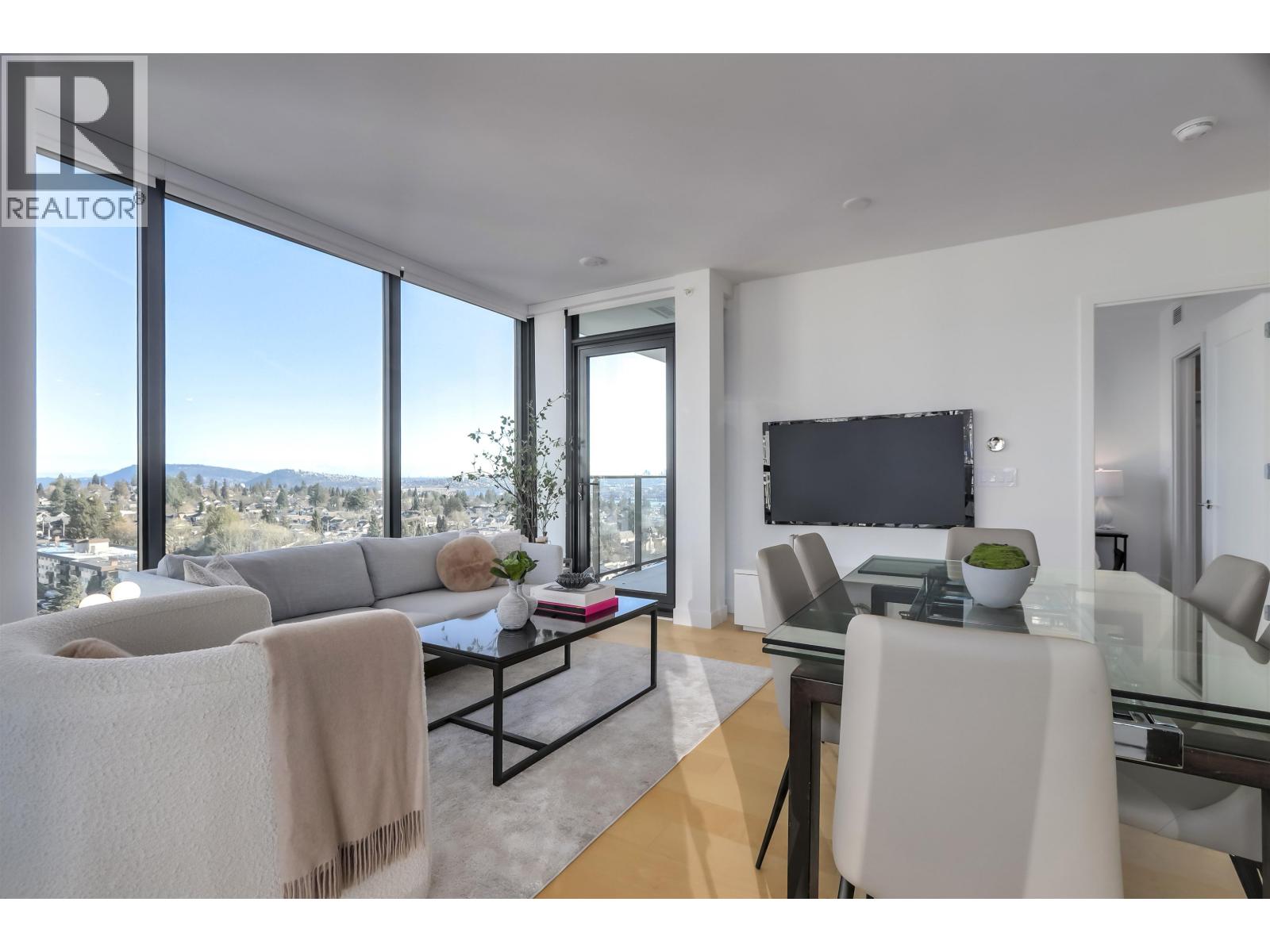 1309 135 E 13th Street, North Vancouver, British Columbia  V7L 0J8 - Photo 10 - R3077663