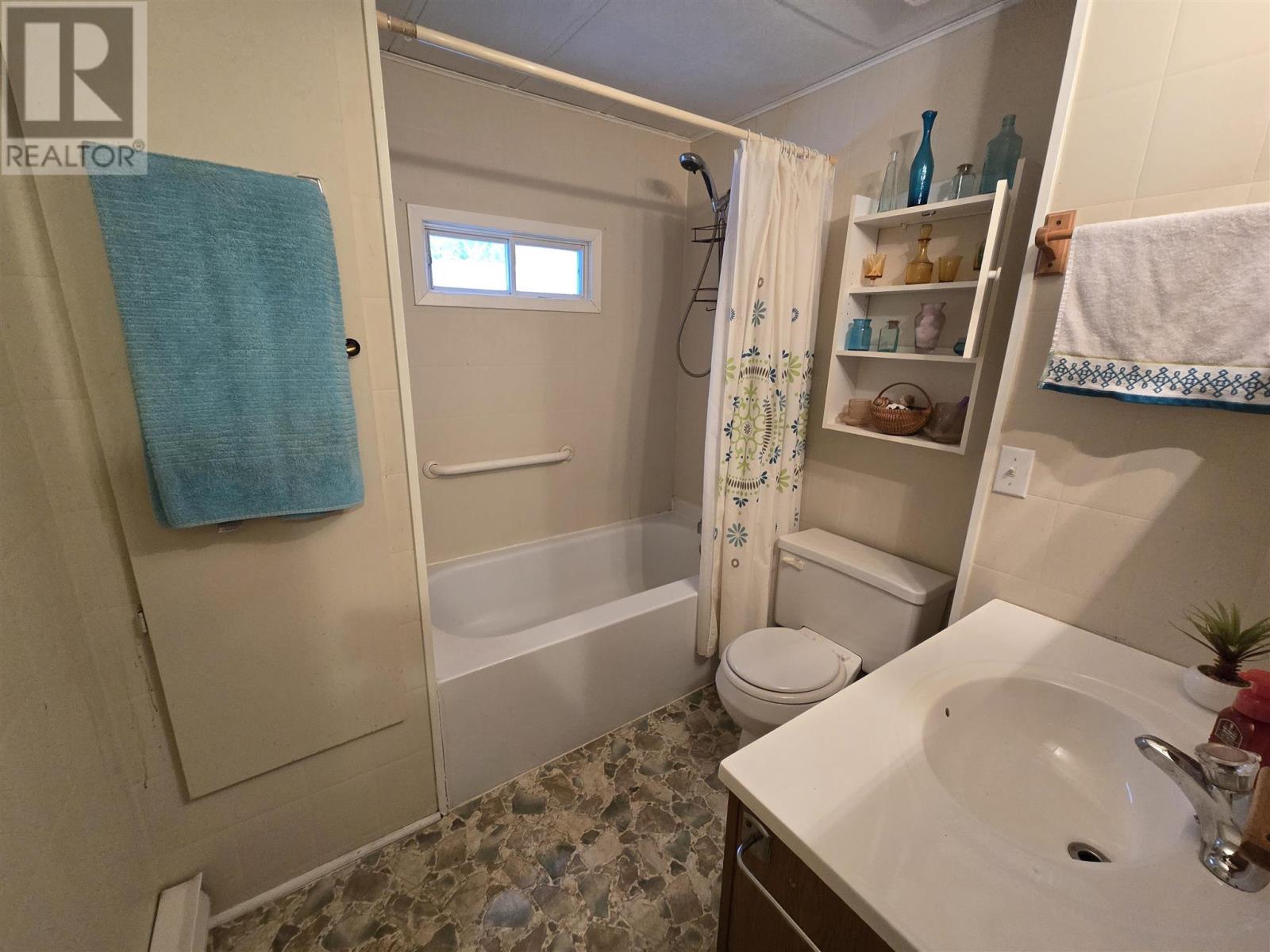 35 Chalmers Cres, Elliot Lake, Ontario  P5A 1A1 - Photo 12 - SM260122