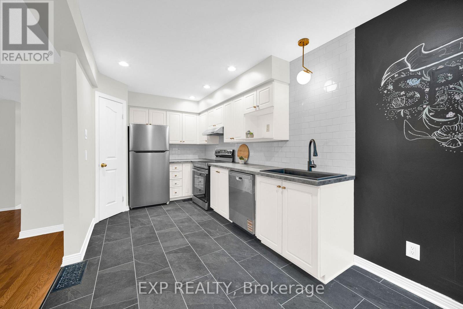 30 Drysdale Street, Ottawa, Ontario  K2K 3L3 - Photo 10 - X12704180