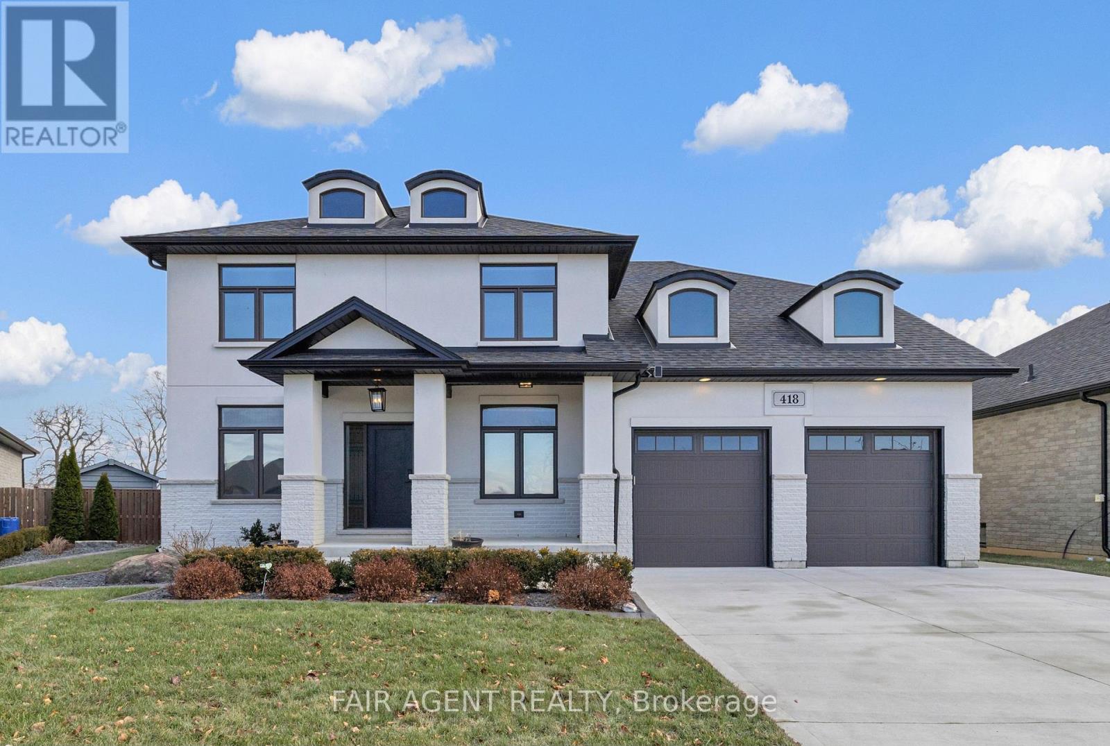 418 Pearson Street, Amherstburg, Ontario  N9V 0G4 - Photo 3 - X12704196