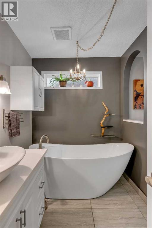 918 11 Avenue Se, Calgary, Alberta  T2G 0Z2 - Photo 14 - A2278893