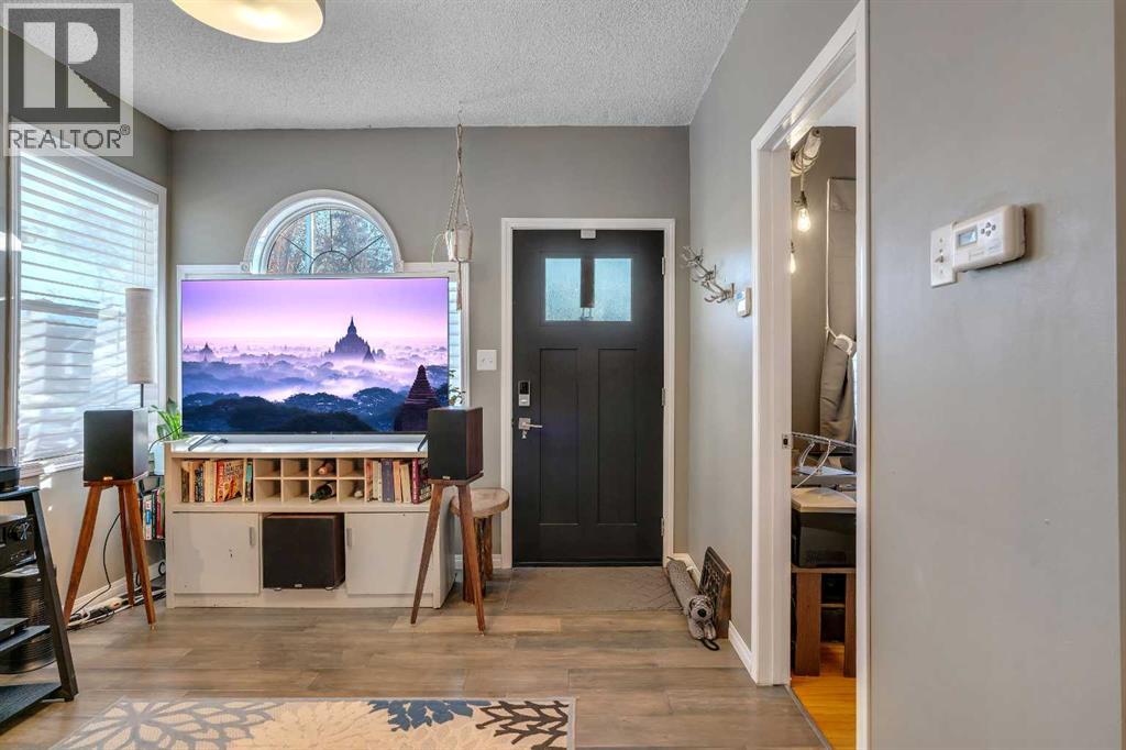 918 11 Avenue Se, Calgary, Alberta  T2G 0Z2 - Photo 5 - A2278893