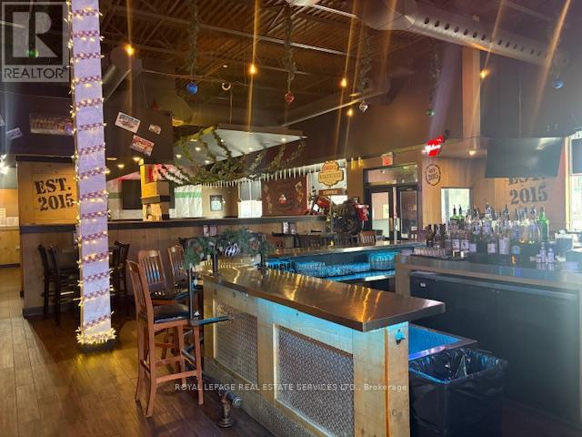 5892 Main Street, Whitchurch-Stouffville, Ontario  L4A 2S7 - Photo 3 - N12686074