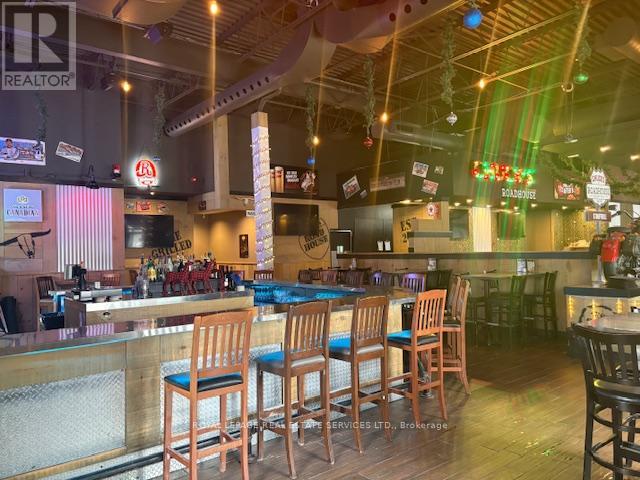 5892 Main Street, Whitchurch-Stouffville, Ontario  L4A 2S7 - Photo 8 - N12686074