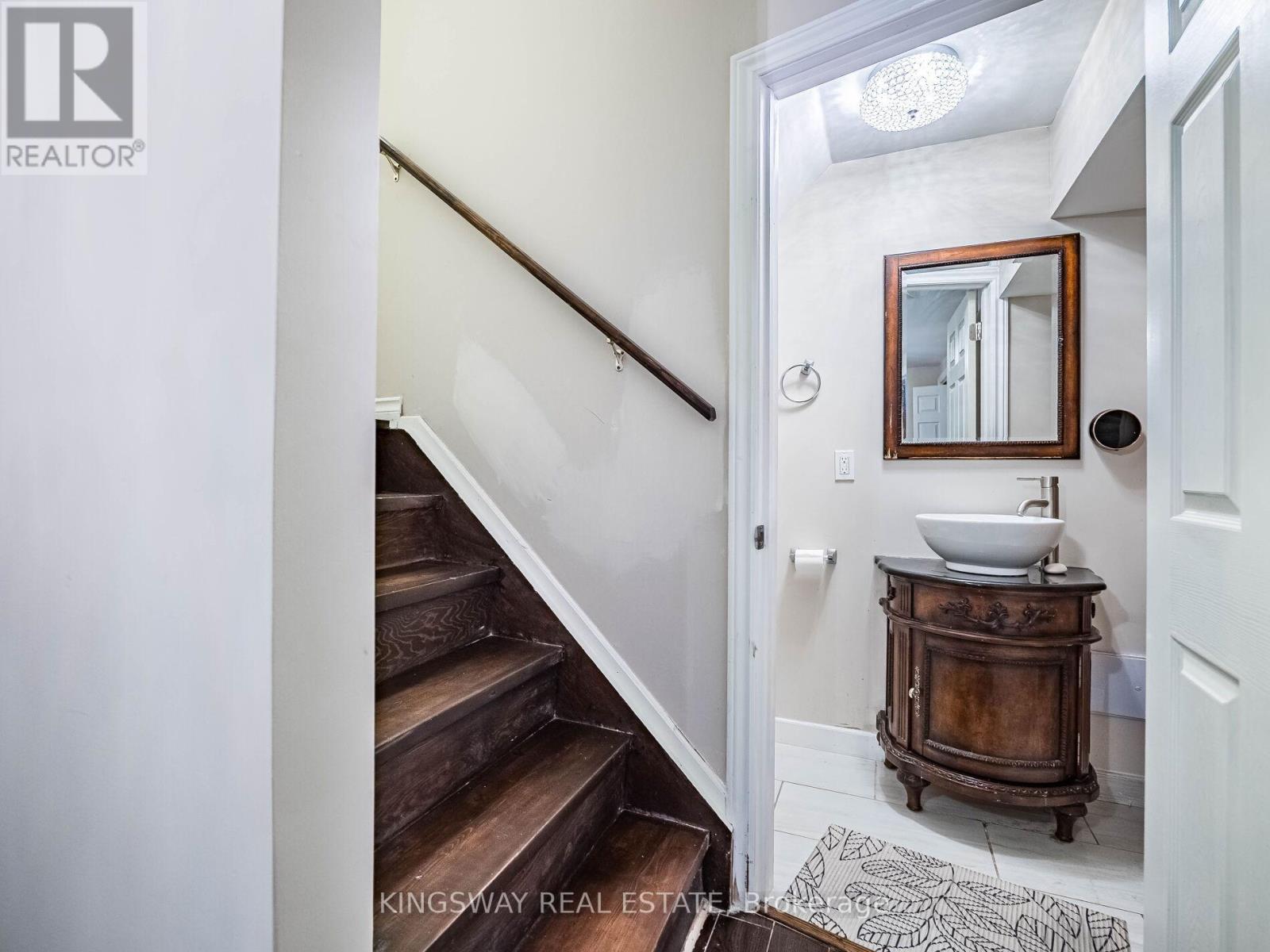 3221 Redpath Circle, Mississauga, Ontario  L5N 8R3 - Photo 41 - W12703706