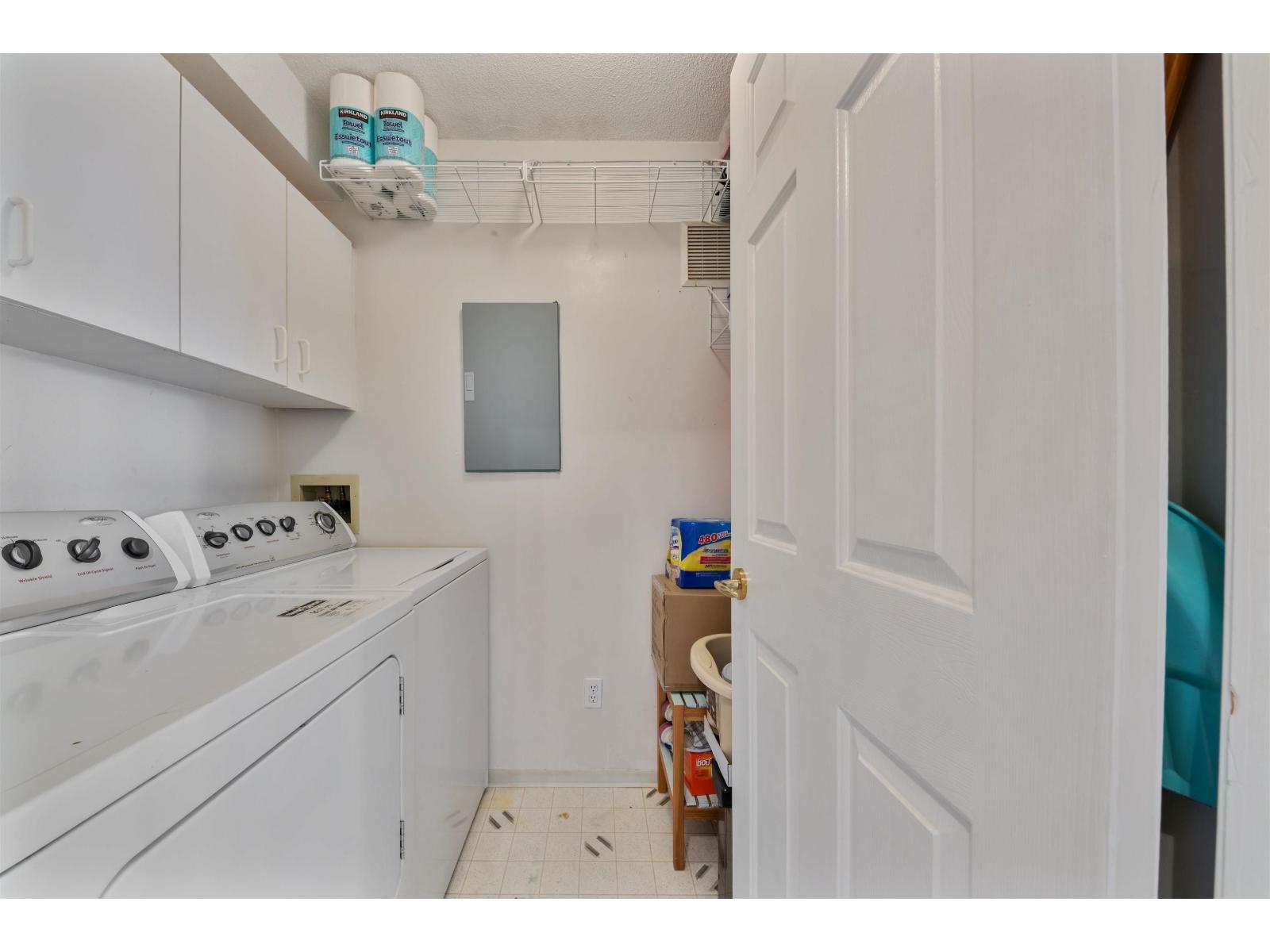 1605 15030 101 Avenue, Surrey, British Columbia  V3R 0N3 - Photo 7 - R3080100