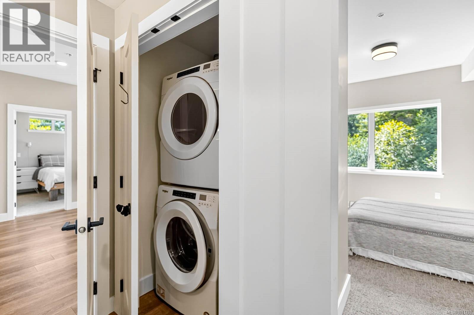 302 700 Yew Wood Rd, Tofino, British Columbia  V0R 2Z0 - Photo 42 - 1011759