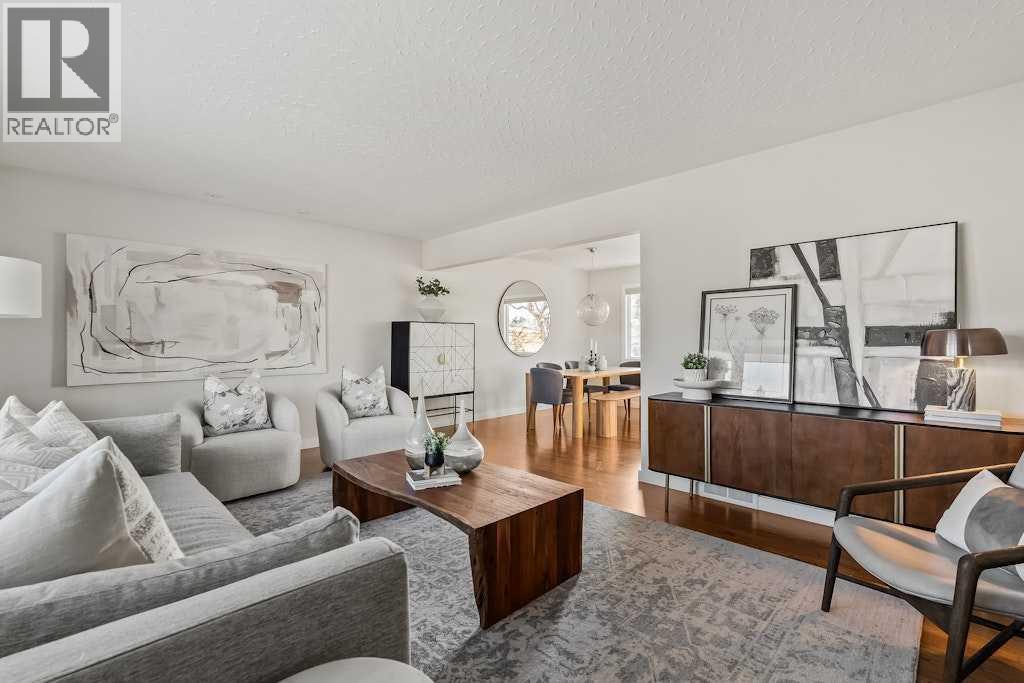 1571 Windsor Street Nw, Calgary, Alberta  T2N 3X5 - Photo 2 - A2278576