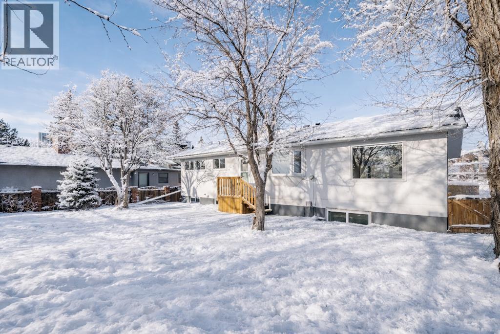 1571 Windsor Street Nw, Calgary, Alberta  T2N 3X5 - Photo 35 - A2278576